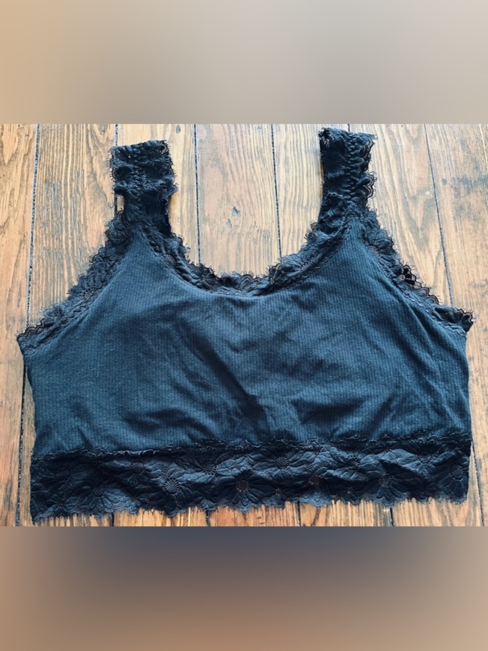 Lace-Trim Ribbed Bralette - Black